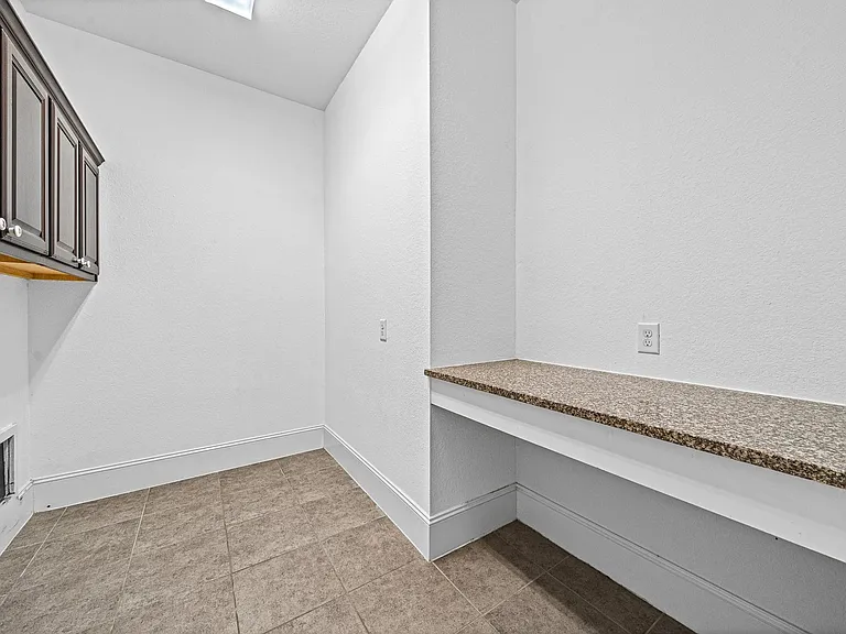 2907 Jadestone Ln — Photo 15