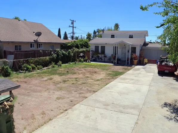 928 E Golden St, Compton, CA 90221