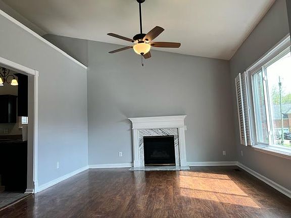 2nd image of 1509 Sudbury Ct
