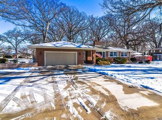 8N027 Stevens Rd, St Charles, IL 60175