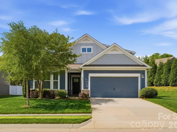 4269 Legacy Dr, Denver, NC 28037