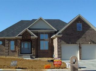 3008 Colonial Ct, Lawrenceburg, KY 40342