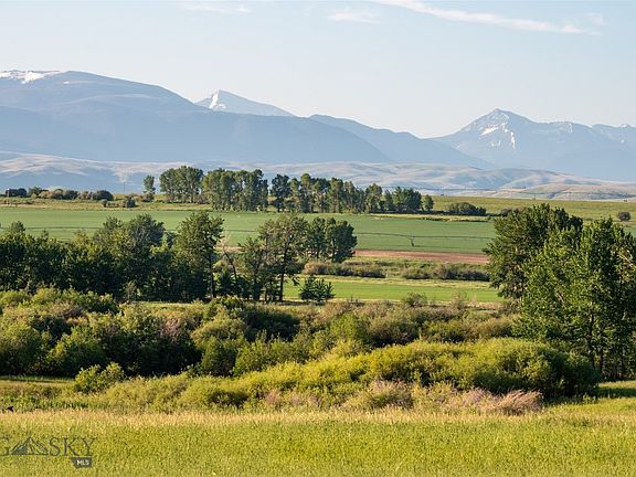 2nd image of 164 Pony Rd