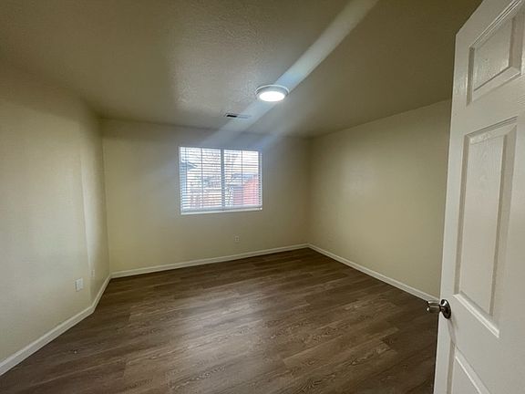 3rd image of 2509 Maxine Cir #2509