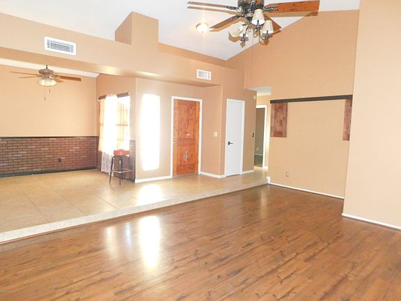 5th image of 8632 W Pershing Ave