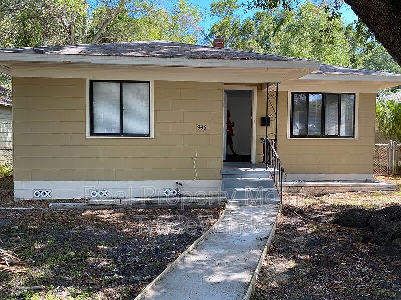 1st image of 946 23rd Ave S #So