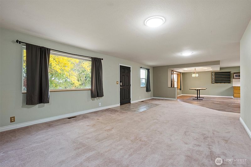 4th image of 1411 D Street SW