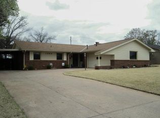 1604 W D Ave, Elk City, OK 73644
