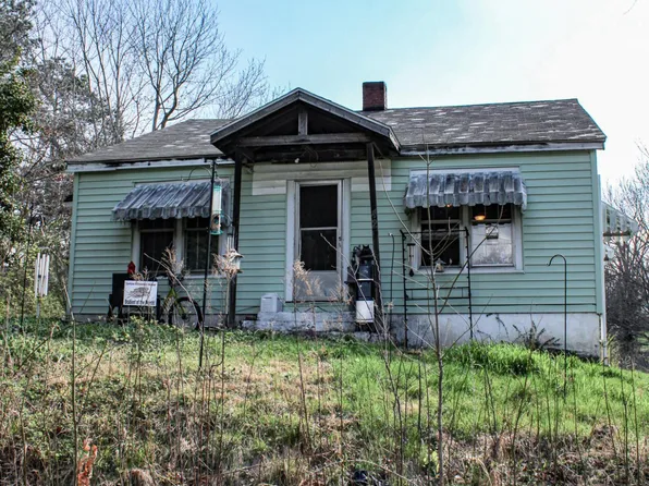42 Middle St, Bardwell, KY 42023