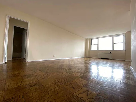 Rented by Bond New York | media 18