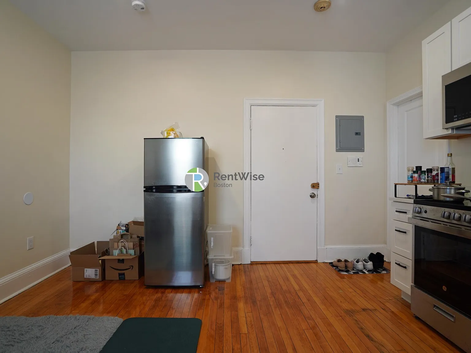 1 bed, 1.0 bath, $2,150 — Photo 2