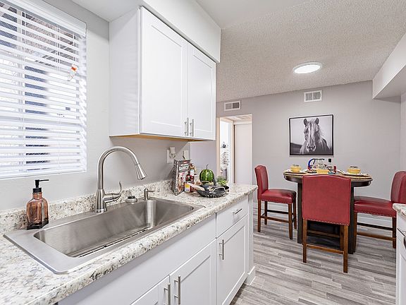 Model- Large one bedroom floor plan