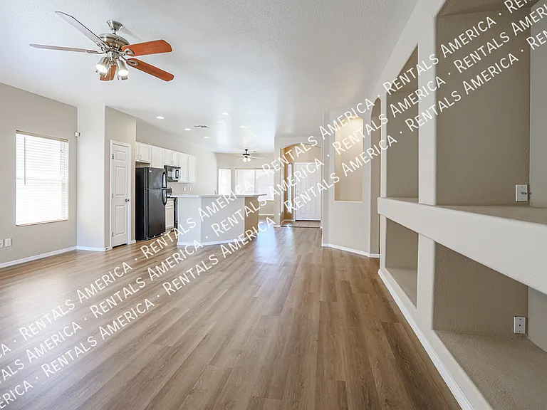 11925 W Jefferson St — Photo 16