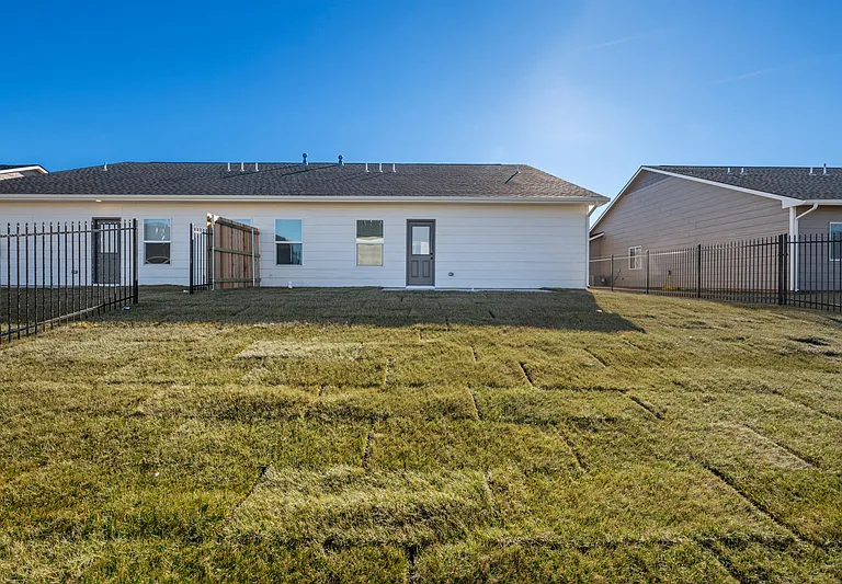 3669 N Azalea St #1 — Photo 8