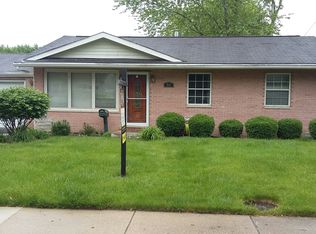 537 Gentle Breeze Ter, Carpentersville, IL 60110