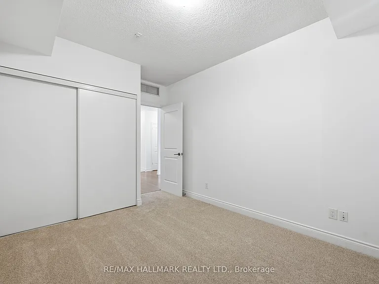 281 Woodbridge Ave #409 — Photo 6
