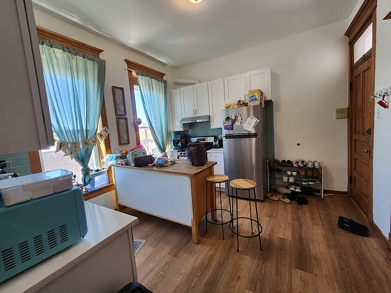 2404 W Superior St #3E — Photo 7