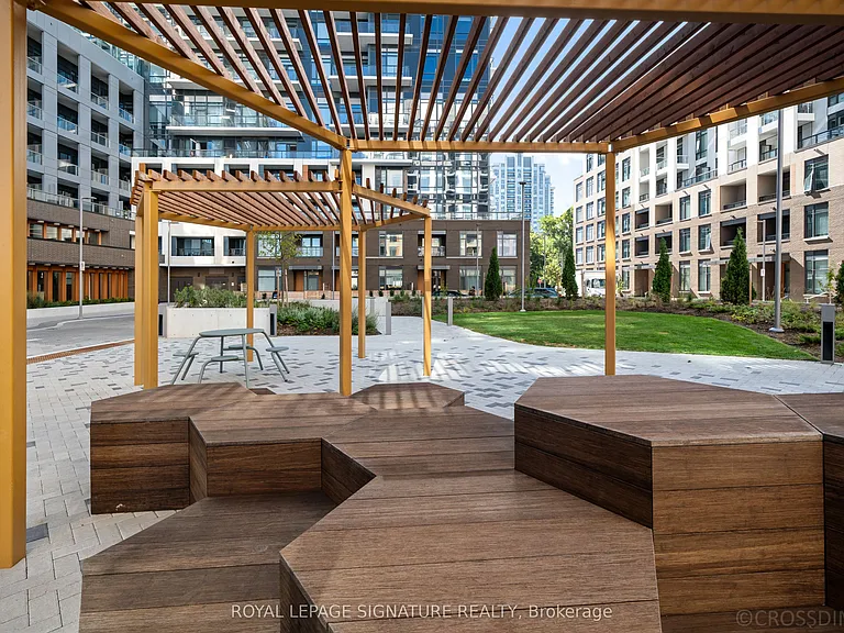 8 Beverley Glen Blvd #228 — Photo 14
