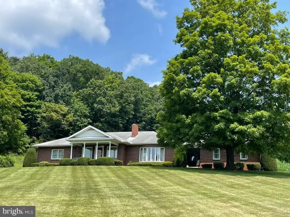 21700 Church St, Three Springs, PA 17264