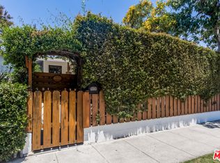 1303 W Chandler Blvd, Burbank, CA 91506
