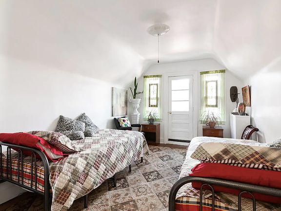 3rd image of 40-45 74th St #3