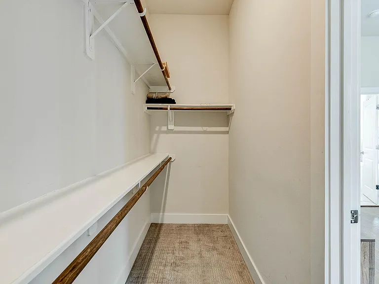 5857 Dolores St — Photo 35