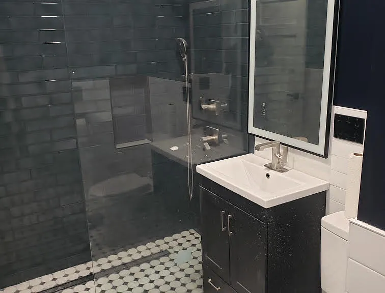 627 W Alexandrine St #10 — Photo 6