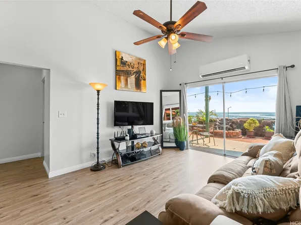 94-723 Kamalo St, Waipahu, HI 96797