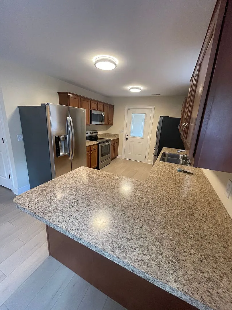 Pre-Leasing now for Fall Semester 2026! — Photo 1