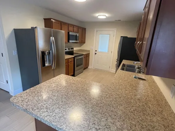 300 Mockingbird Ln, Lexington, KY 40503