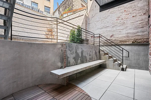 Rented by Douglas Elliman | media 19