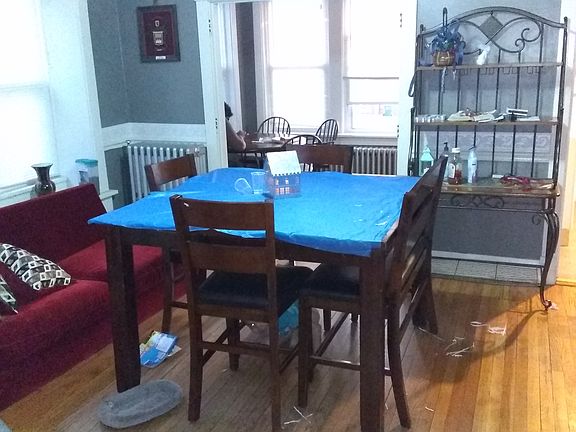 4th image of 3029 Arlmont Dr
