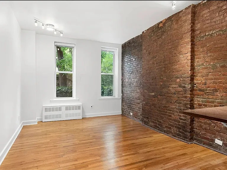 84 E 3rd St #2D — Photo 1