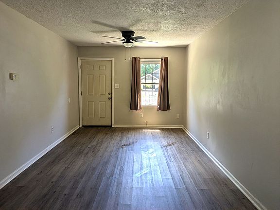 2nd image of 211 8th Avenue Dr SE #3