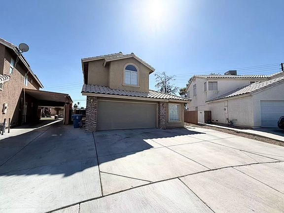 2nd image of 901 Golden Hawk Way