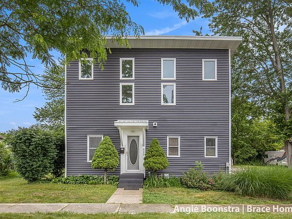 2nd image of 267 Center St