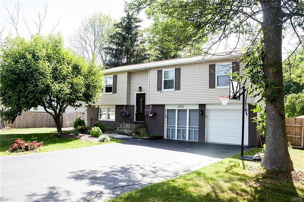 8501 Button Rd, Cicero, NY 13039 Zillow