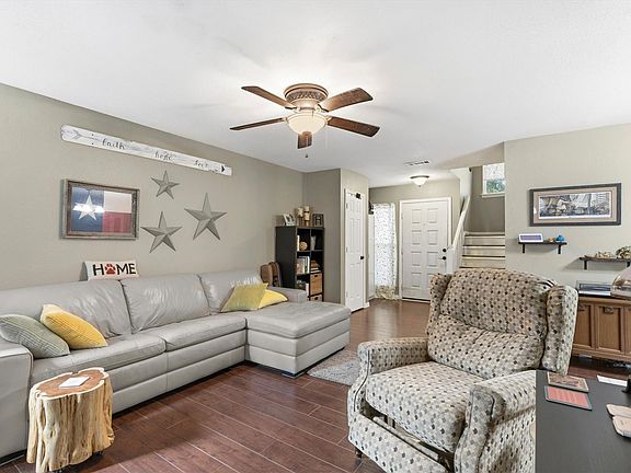 4th image of 246 McCarley Pl