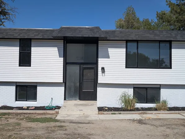 1085 E 10600 S, White City, UT 84094