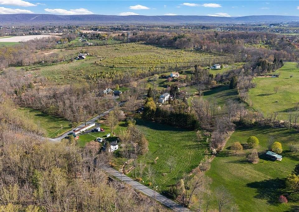 810 Clearfield Rd, Nazareth, PA 18064 MLS 723335 Zillow