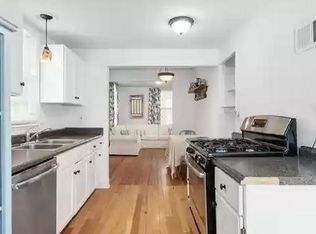 9117 Haskins St, Lenexa, KS 66215