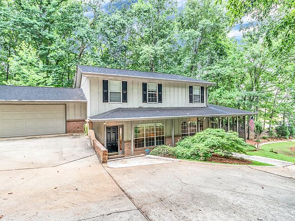 2nd image of 67 Magnolia Crst