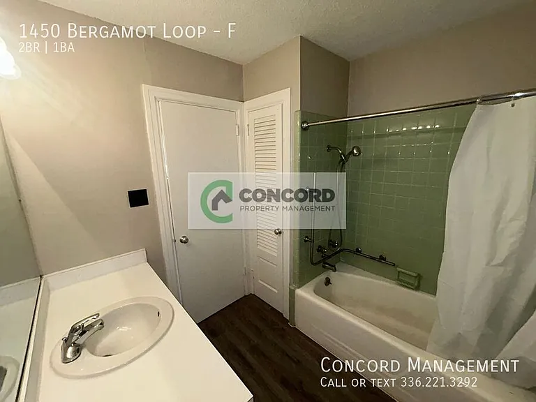 1450 Bergamot Loop #F — Photo 9