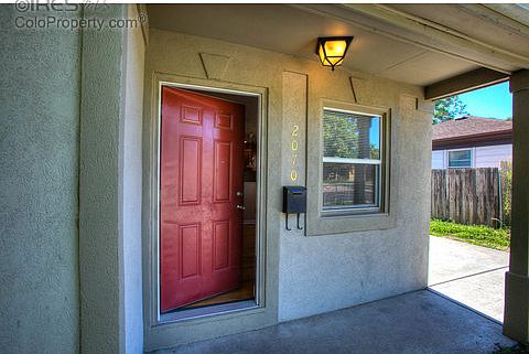 1st image of 2070 S King St