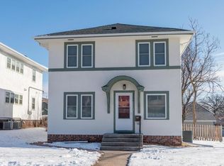 2106 Russell Ave N, Minneapolis, MN 55411