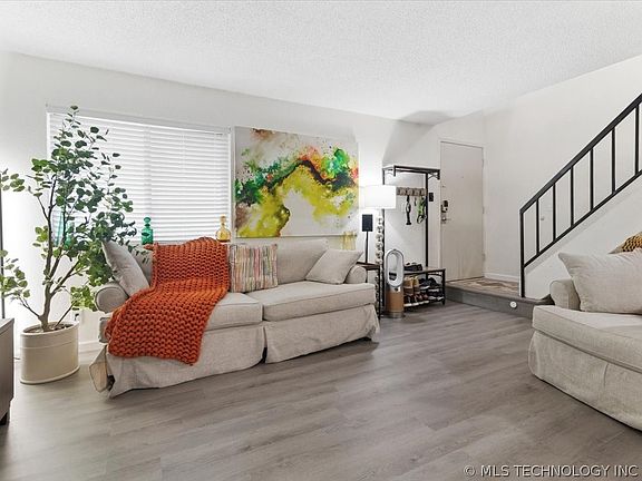 5th image of 2215 E 66th Pl S #1004