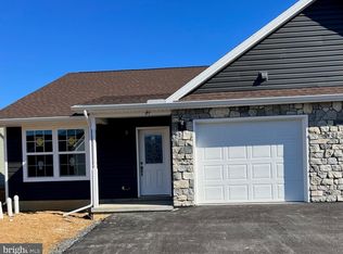 71 Pacific Ave, Milroy, PA