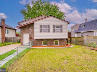 112 W Hilltop Rd, Baltimore, MD 21225
