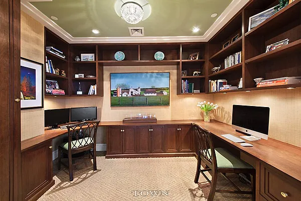 Sold by Town Residential | media 5