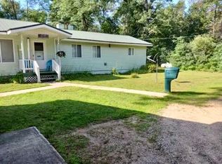 2259 E 40th St, Idlewild, MI 49642